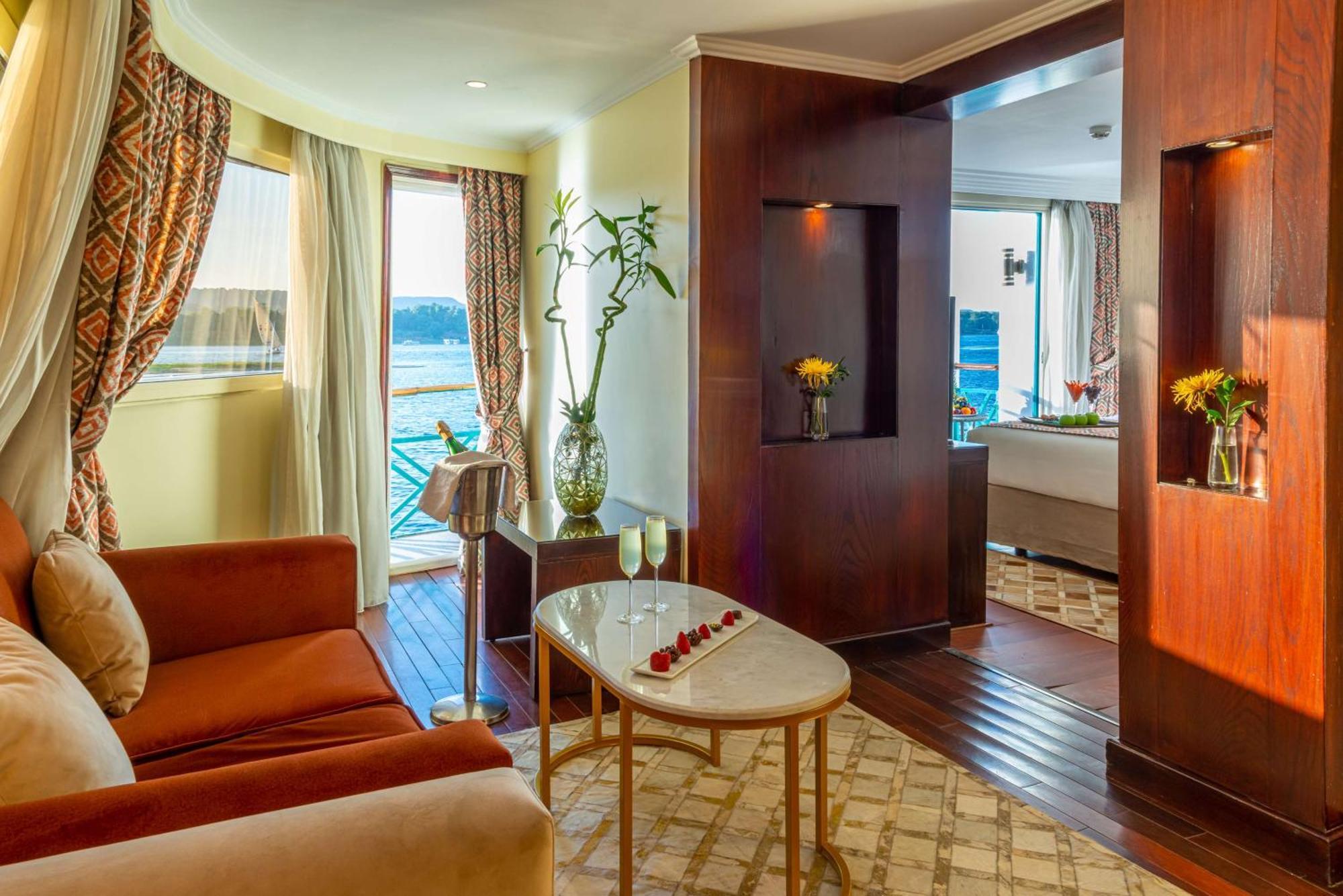 Sonesta Moon Goddess Cruise - From Aswan To Luxor - 03 & 07 Nights Every Friday Hotel Ngoại thất bức ảnh